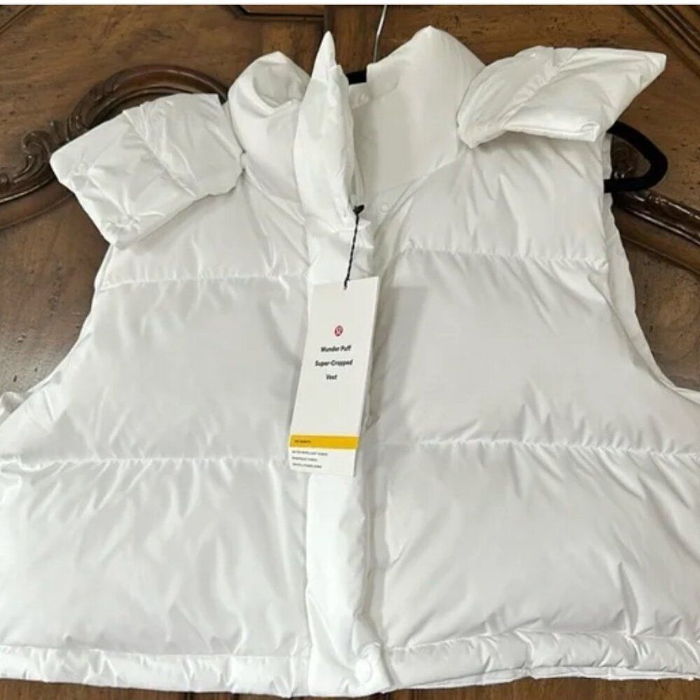 NWT LULULEMON WUNDER PUFF SUPER CROPPED VEST WHITE SIZE 8 Down Perfect  GORGEOUS